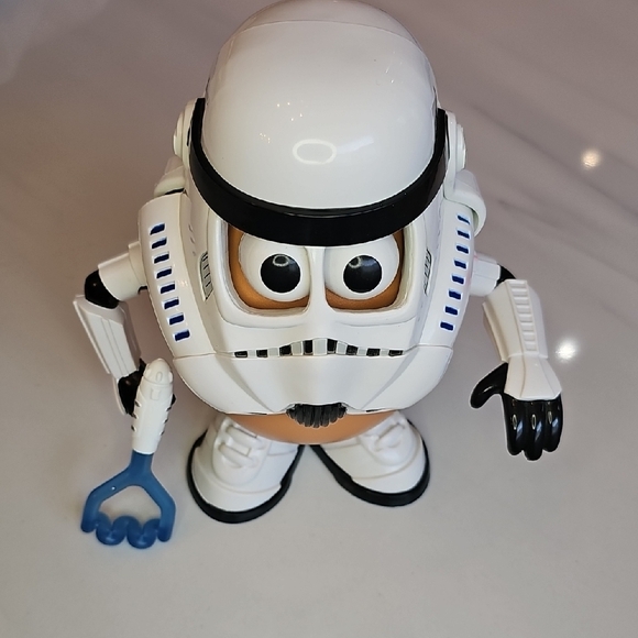 Hasbro Star Wars Stormtrooper Mr. Potato Head White Black Action Figure - Picture 1 of 10